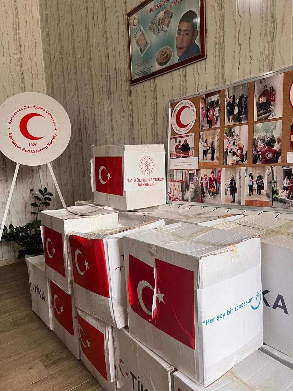  The Nizami district branch of the Azerbaijan Red Crescent Society distributed food aid on the occasion of the Ramadan month 
